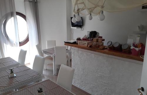 Margherita di Savoia Cama Y Desayuno | Sweet Suite Margherita