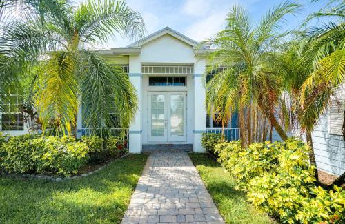 Port Saint Lucie Casa | Swim and Golf Family Home 2 Mi to Clover Park!
