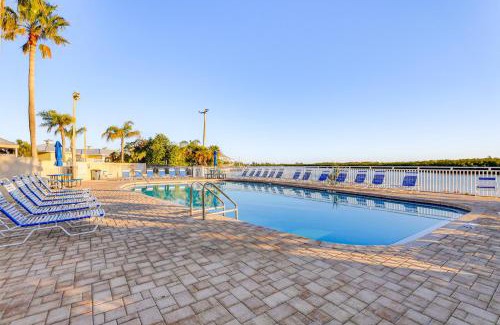 Ruskin Casa | Swim, Fish and Explore Waterfront Gem in Ruskin