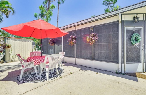 San Carlos Park Cabaña | Swim, Fish & Play: Pet-Friendly Gem in Fort Myers
