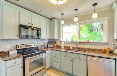 Ormond Beach Casa | Swim, Fish & Walk to Shore: Ormond Beach Home!