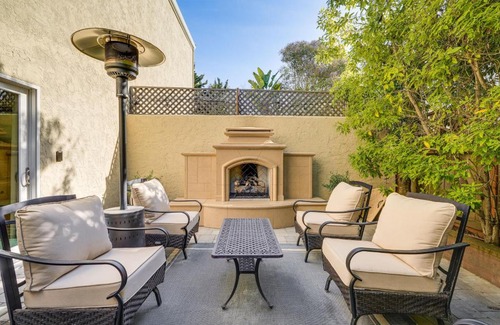 Rio del Mar Casa | Swim, Golf and Relax Luxe Townhome in Aptos