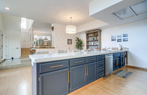 Rio del Mar Casa | Swim, Golf and Relax Luxe Townhome in Aptos