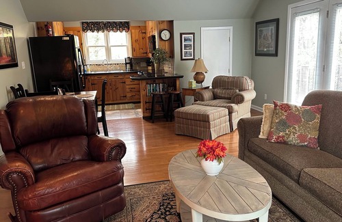 Lake Norman of Catawba Cabaña | Canal principal de 1,2 o 3 habitaciones VER VIDEO DE NUESTRA ZONA