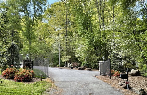 Lake Norman of Catawba Cabaña | Canal principal de 1,2 o 3 habitaciones VER VIDEO DE NUESTRA ZONA