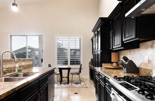 Tatum Ranch Casa | Swimming and games at Quail Run, nearby Desert Ridge entertainment.