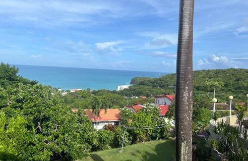 Dickenson Bay Apartamento | Swimming Pool- Balcony Veranda- Sea & Sunset Views