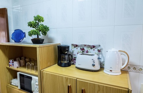 Santa Pola Apartamento | Piscina,tenis,parking wifi 100 mts de playa. Céntrico. Apto mascotas. AACC