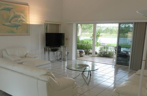 Clermont Casa | SWISS 22 - Lago Stephanie