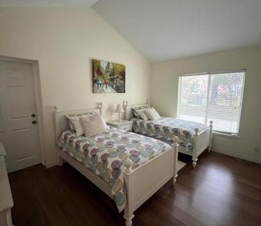 Clermont Casa | SWISS 24 - Lake Stephanie