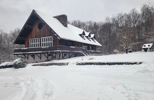 Watertown Casa | Swiss Chalet amidst sixteen acres in Litchfield Hills surrounded by land trust