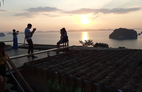 Ao Nang Cabaña | Swiss Chalet Garden Pool Resort