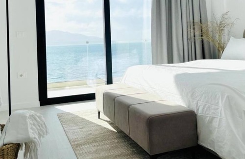 Orikum Hotel | Swiss Rivage Hotel