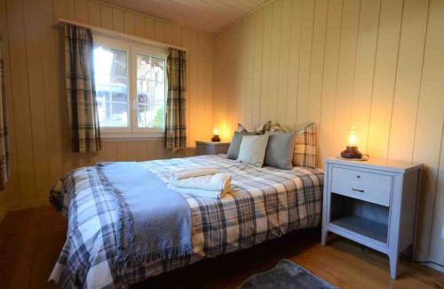 Unterseen Chalet De Esquí | Swiss Traditional Chalet with Alpine Mtn View