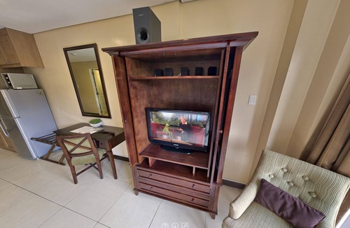 Canlubang Apartamento | Swiss VIP suite at Crosswinds Tagaytay