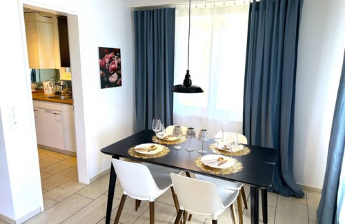 Hilterfingen Condominio | SwissHut Stunning Views Alps & Lake - Apart. Staat 22