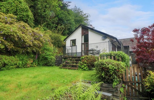 Llanrhychwyn Cabaña | SWN Y COED, pet friendly, character holiday cottage in Llanrwst