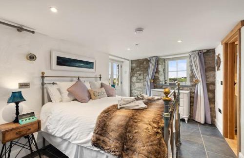 St Brides Casa | Swn y Môr - 1 Bedroom Cottage - Whitesands