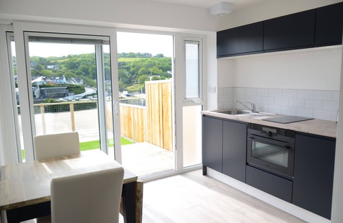 Aberporth Apartamento | Swn Y Mor -Vista al Mar-Moderno-Apartamento-Baño con ducha