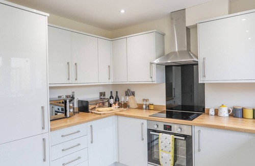 Holyhead Casa | SWN Y NANT, pet friendly, character holiday cottage in Holyhead
