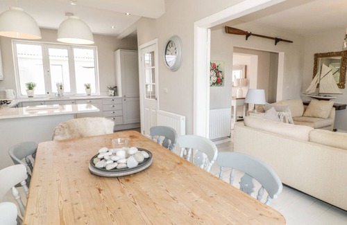 Menai Bridge Cabaña | SWN Y WYLAN, ideal para familias en el puente de Menai, Ref 1003846