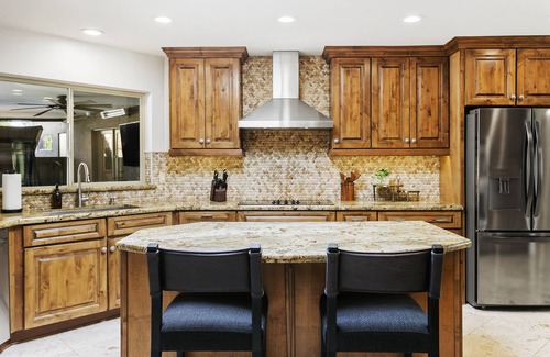 Buenavante Casa | Unwind in Luxury: RnR - Scottsdale's Premier Entertainment Oasis 7 bedroom, 8.5 bath