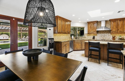 Buenavante Casa | Unwind in Luxury: RnR - Scottsdale's Premier Entertainment Oasis 7 bedroom, 8.5 bath
