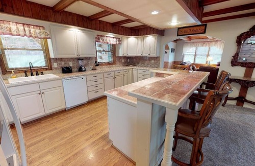 Gaines Cabina | Relajante Log Lodge en Pine Creek grande para familias, amigos o reunión de negocios