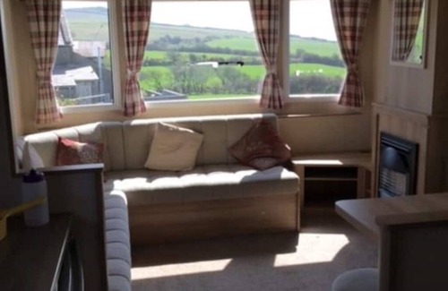Rhoshirwaun Casa | Sychnant 4 berth caravan with stunning views.