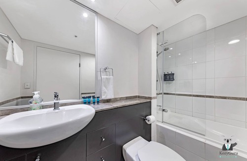 Haymarket Hotel | Sydney CBD | Best Location Studio