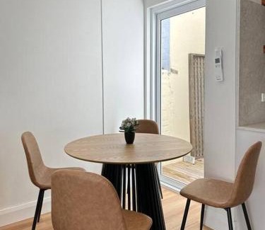 Surry Hills Casa | Sydney CBD Newly Renovated Large Terrace