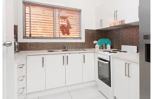 Engadine Villa | Sydney Executive Garden Apartments Royal National Park
