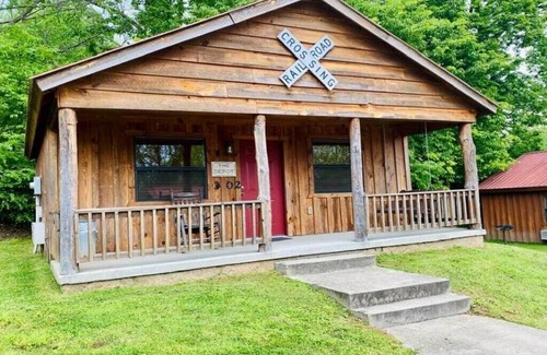 Mountain View Casa | Sylamore Depot Cabin # 302