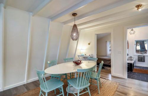 Stowe Area Casa | Sylvan Park: 3 br A-frame w/deck near Village
