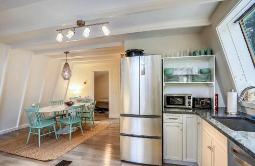 Stowe Area Casa | Sylvan Park: 3 br A-frame w/deck near Village