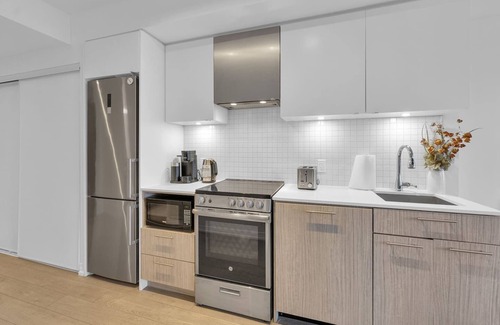 Garden District Casa | Sylvestre Suites - 2BR - City View