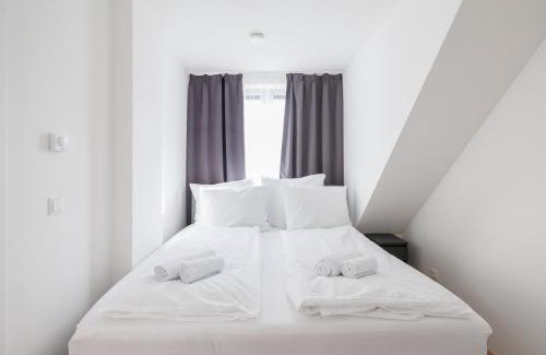 Neulerchenfeld Apartamento | SYMPHONY Apartments 38 - Modern Loft with Terrace and Grill in Central Location
