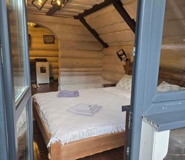 Myslivka Apartamento | Synevyr House 2