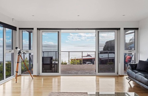 Opossum Bay Casa | Syrrah Serenity Beachfront Bliss at Opossum Bay