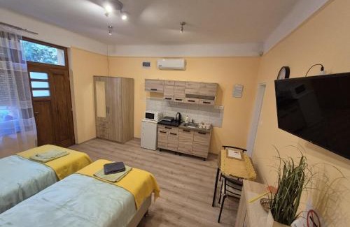 Kerekegyhaza Apartamento | Szahara Vendégház