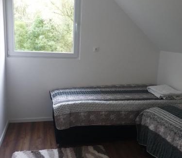 Vasarosnameny Casa | SZERETET FA-HÁZ VÁSÁROSNAMÉNY GERGELYIUGORNYA
