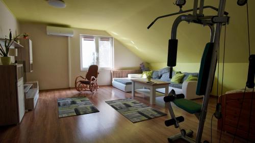 Satoraljaujhely Casa | Sziklakert Vendégház