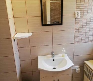 Holloko Casa | Szira Porta