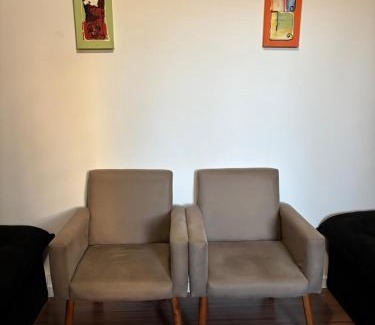 Sao Sebastiao Apartamento | Térreo, sem escadas, com WI-FI, a 15 minutos do centro
