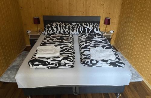 Gyoparosfuerdo Apartamento | Tópart Vendégház