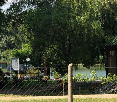 Tiszafured Otro | Tóparti Camping