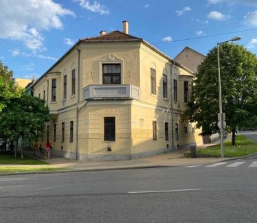 Eger Apartamento | Török Rezidencia