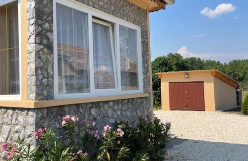 Halmaj Apartamento | Törpi Apartman