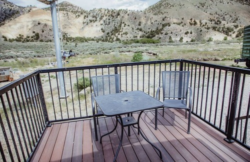 Sevier Apartamento | T-12) The Union Pacific