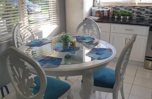 Freeport Apartamento | T&B Comfortable Cozy Condo